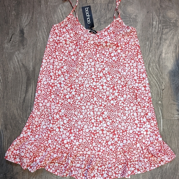 BOOHOO Womens dress size 4 *NEW Beach / picnic wear coral with floral - Picture 8 of 10